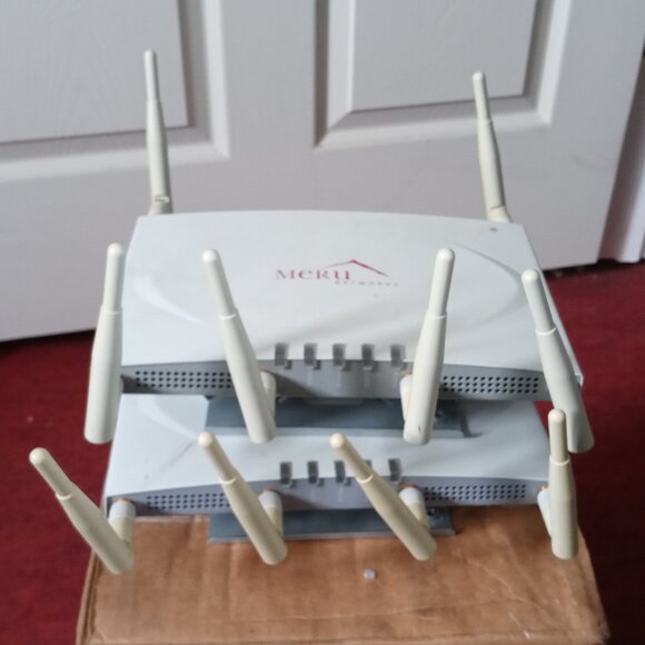 LOT OF 2 MERU NETWORKS DUAL RADIO ACCESS POINT AP300 - Picture 1 of 4